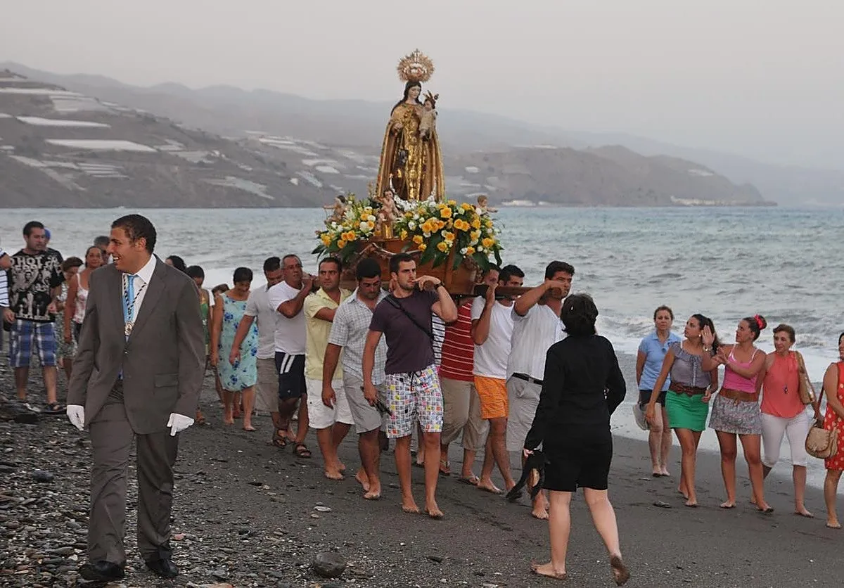 Castell de Ferro celebra del 15 al 18 de julio las fiestas de la Virgen del Carmen