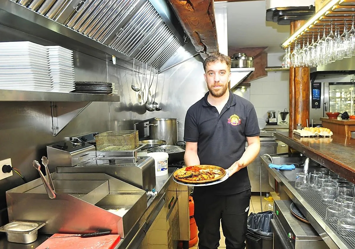 El Asador de Capileira pasa a manos de José Luis Rosillo hijo, de 30 años