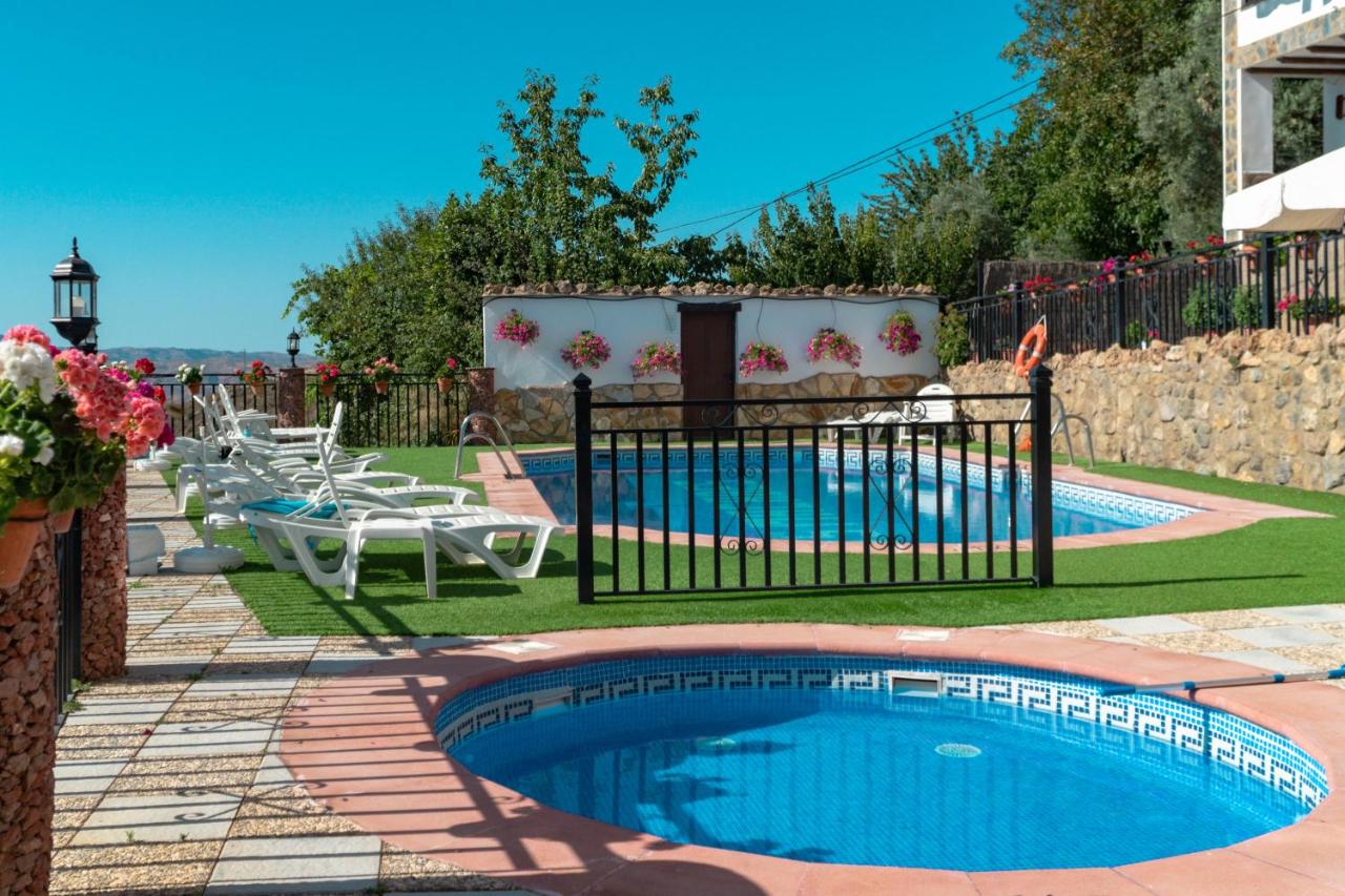 Casas Rurales Los Macabes